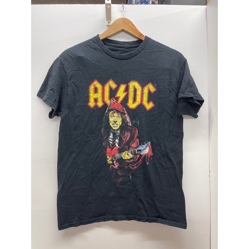 AC/DC Tour 96 Graphic T-Shirt Black Angus Young Rock Band Concert Tee Small